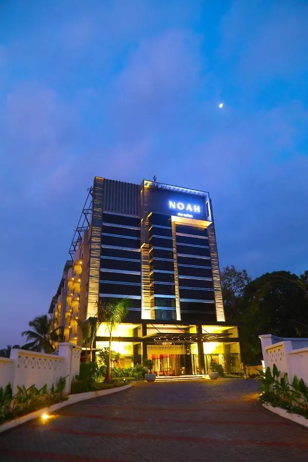 Noah Sky Suites Kochi Hotel