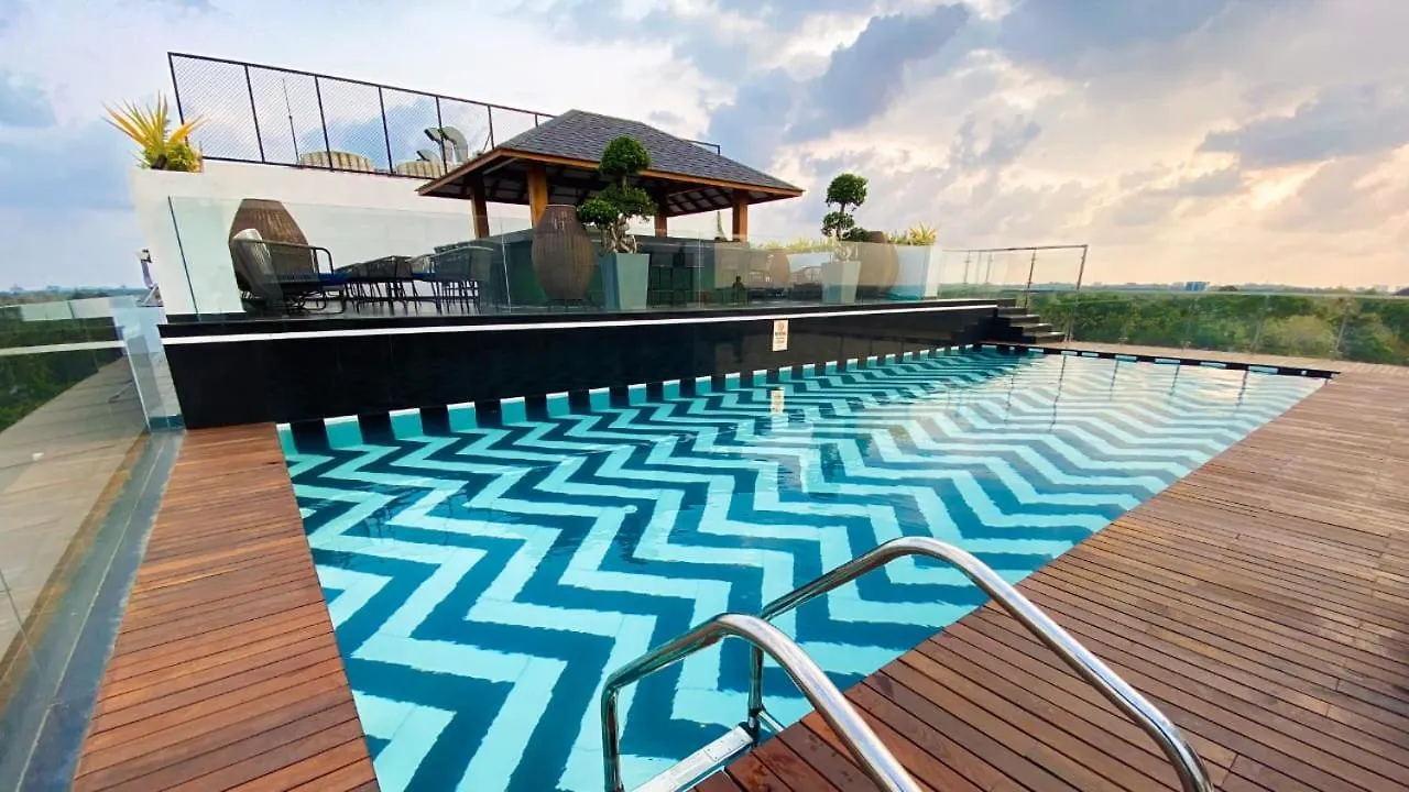 **** Hotel Noah Sky Suites Kochi India
