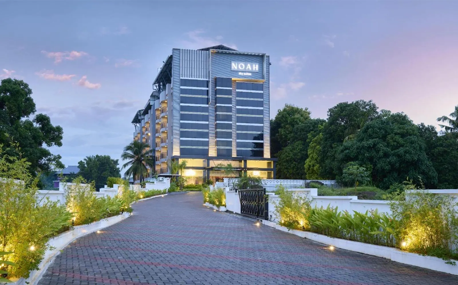 Noah Sky Suites Kochi