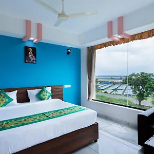 Treebo Airsuite Airport Hotel